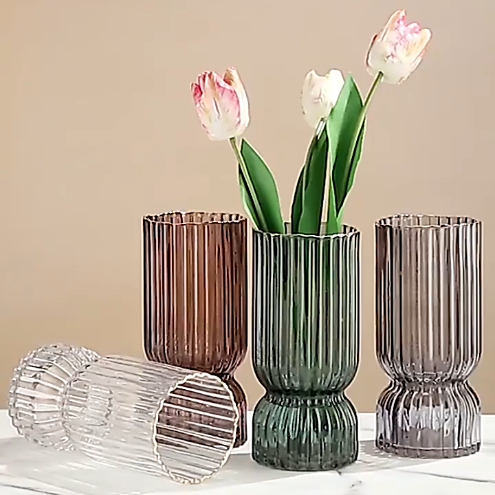 Trophy Vase Nestasia