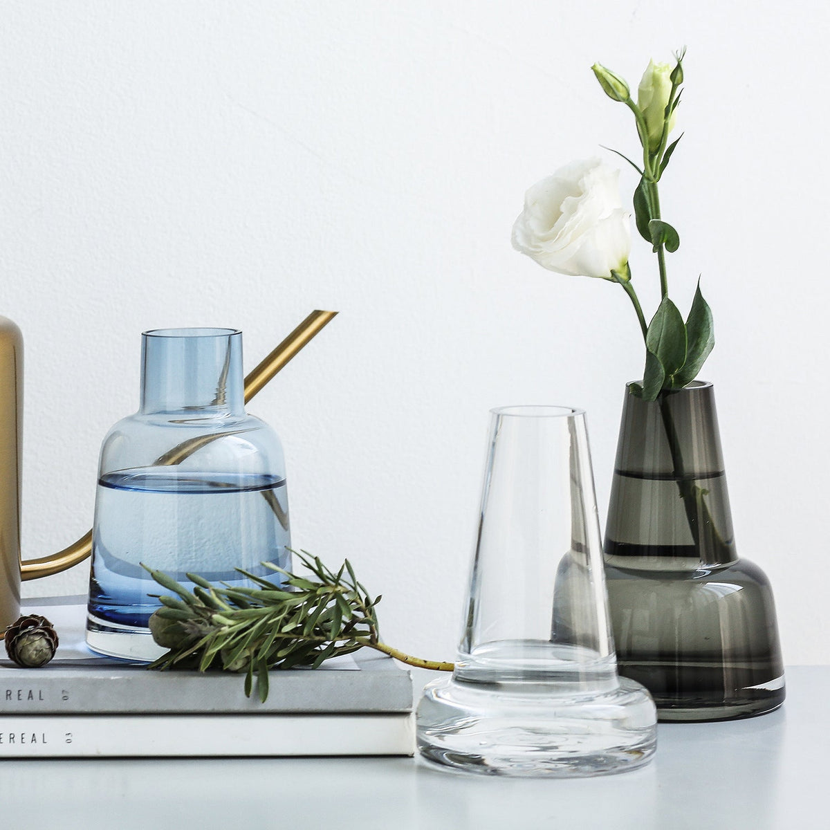 Contemporary Flower Vase Nestasia