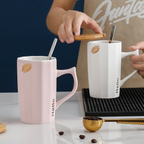 Cup With Lid and Spoon Nestasia