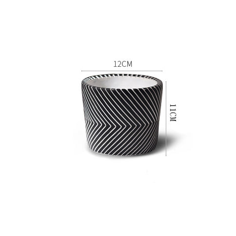 Horizontal Chevron Pot Small Nestasia