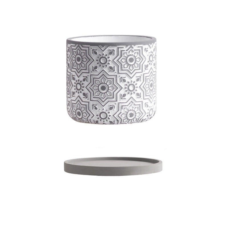 Elegant Ceramic Pot with Plate Nestasia