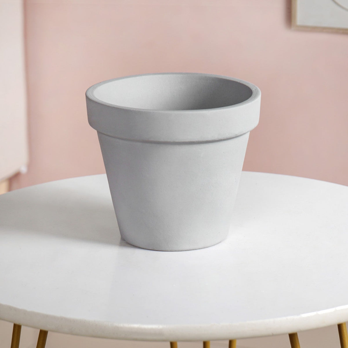 TerraDuo Grey Planters Pair With Gold Stand Nestasia