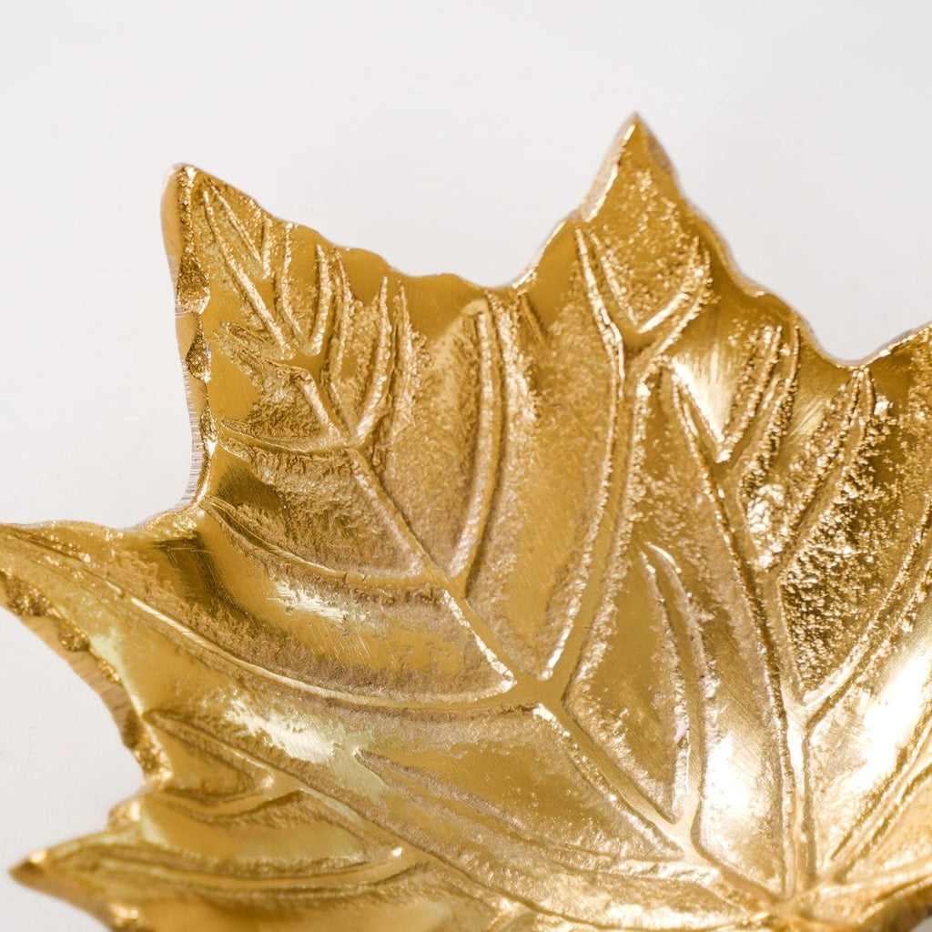 Maple Leaf Decorative Metal Tray Set Of 2 Nestasia