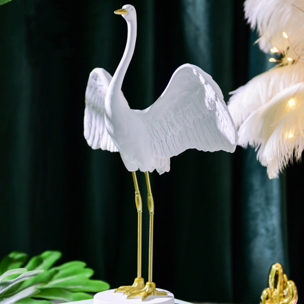 White Bird Showpiece Nestasia