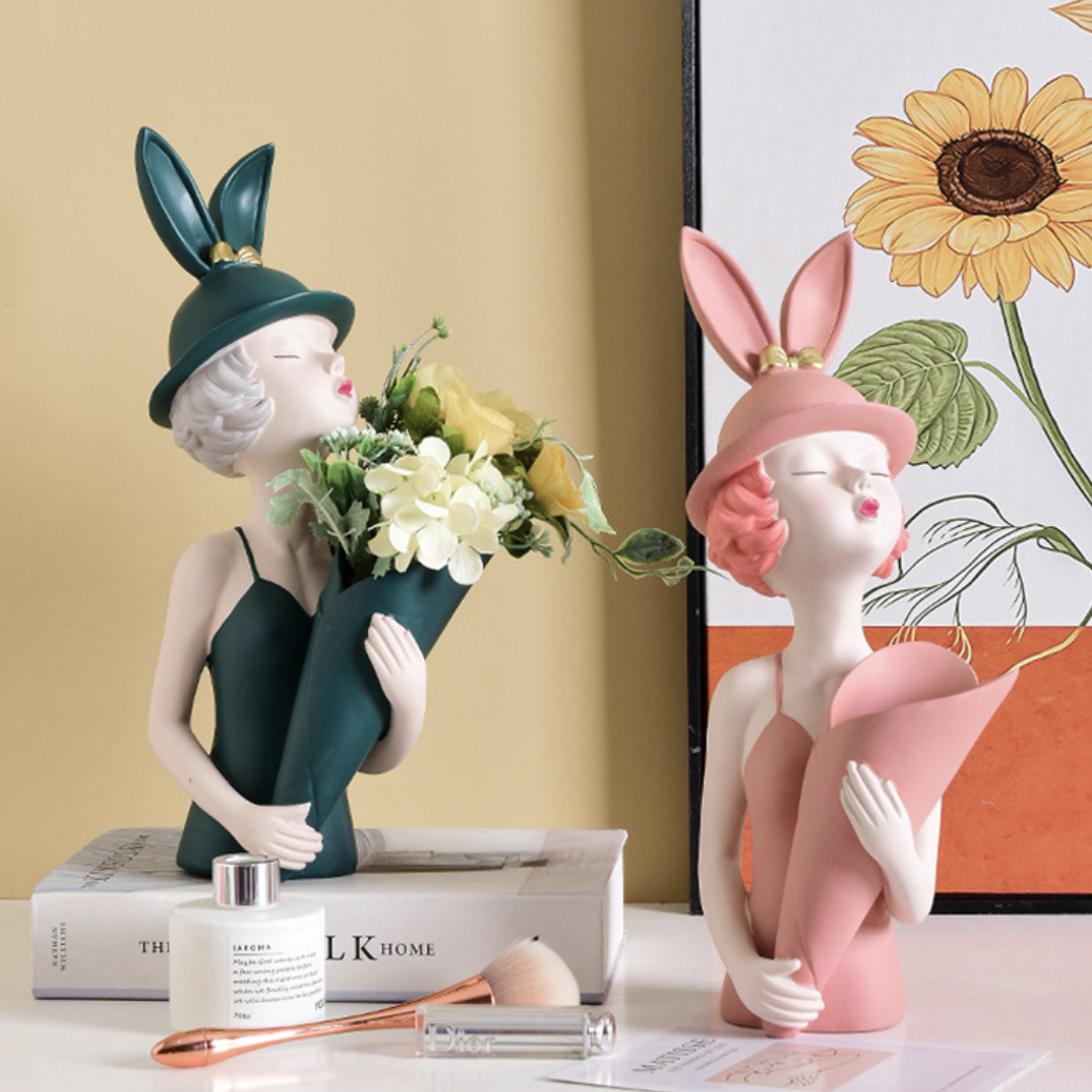 Flower Vase Showpiece Nestasia
