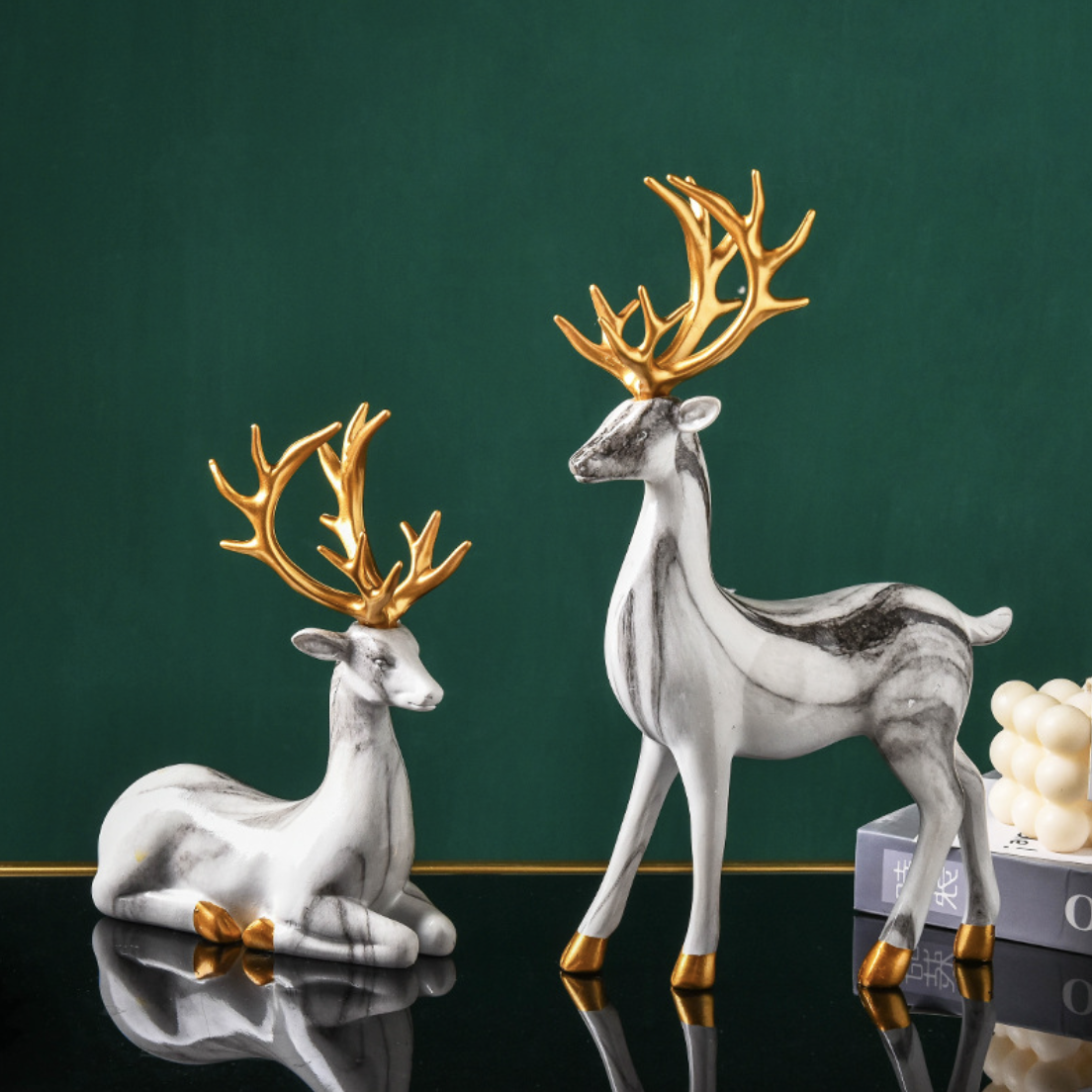 Reindeer Showpiece Nestasia
