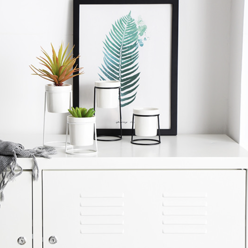 Small Pot Planter Nestasia