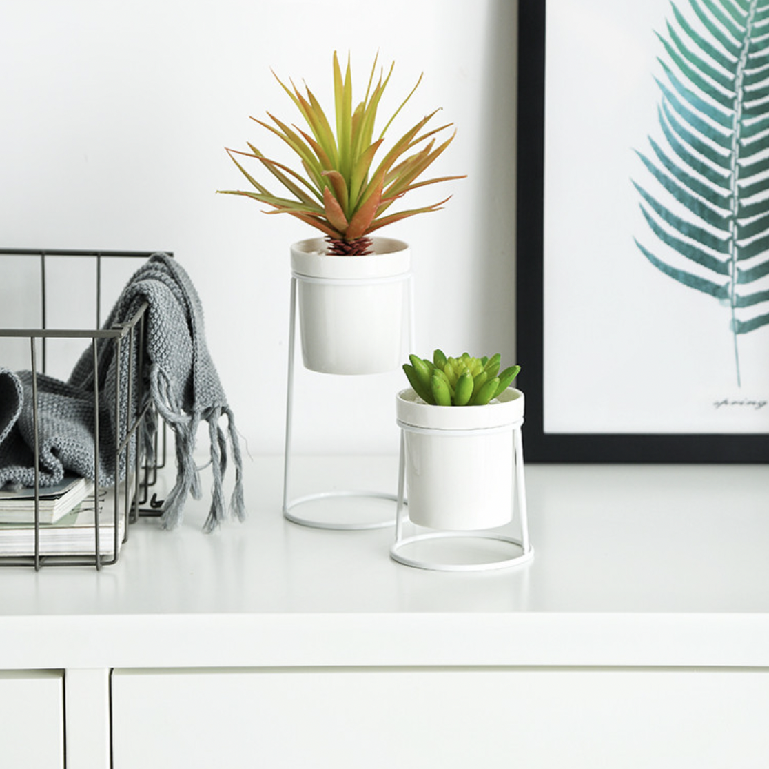Small Pot Planter Nestasia