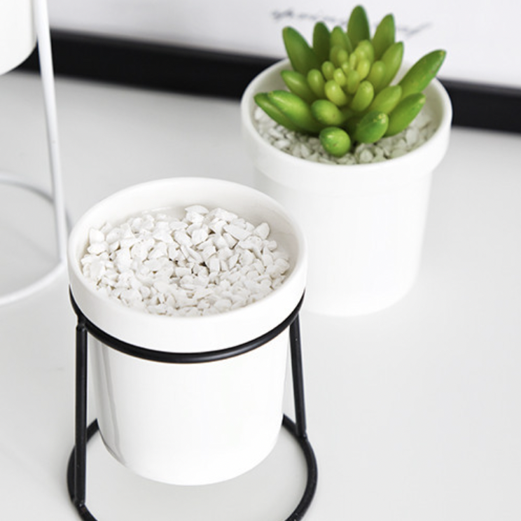 Small Pot Planter Nestasia