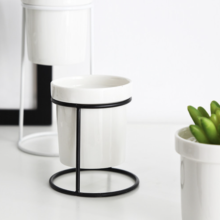 Small Pot Planter Nestasia