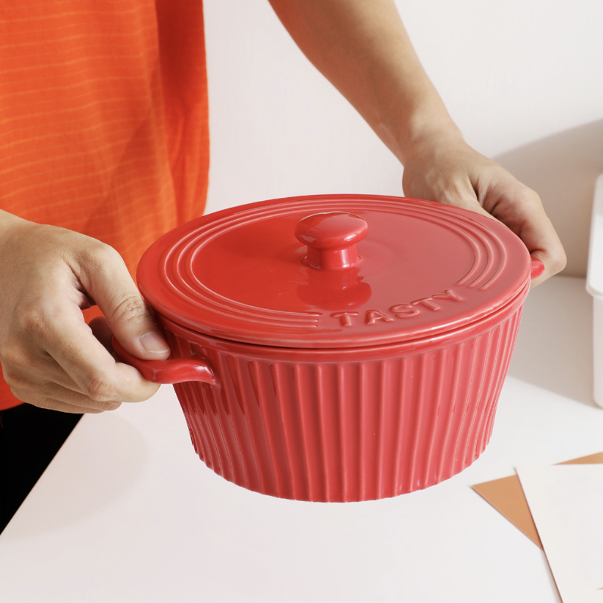 Striped Cooking Pot with Lid Nestasia