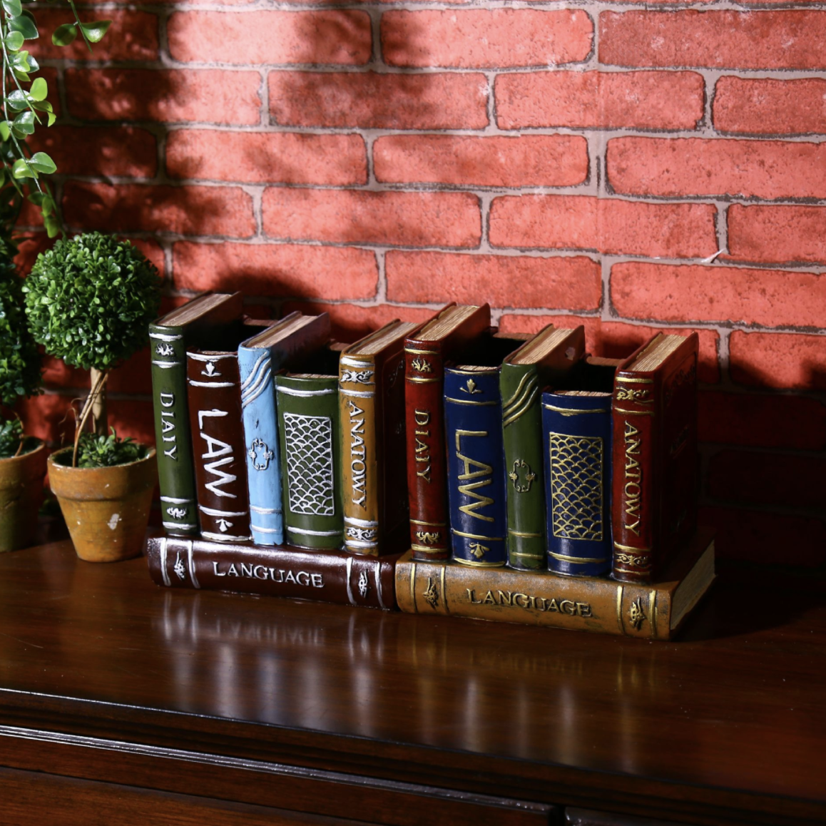 Book Pen Stand Nestasia