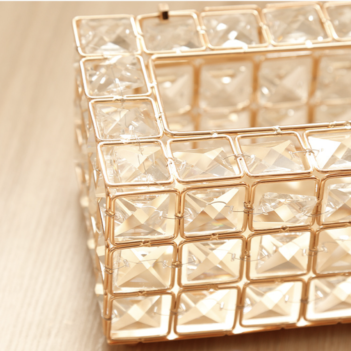 Crystal Tissue Box Nestasia