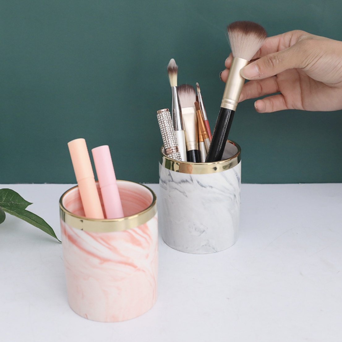 Ceramic Utility Holder Nestasia