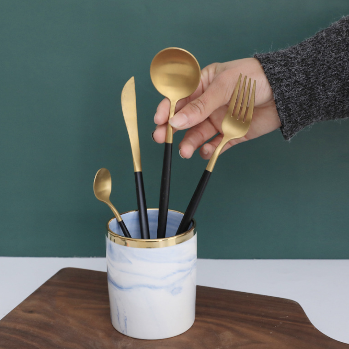Ceramic Utility Holder Nestasia