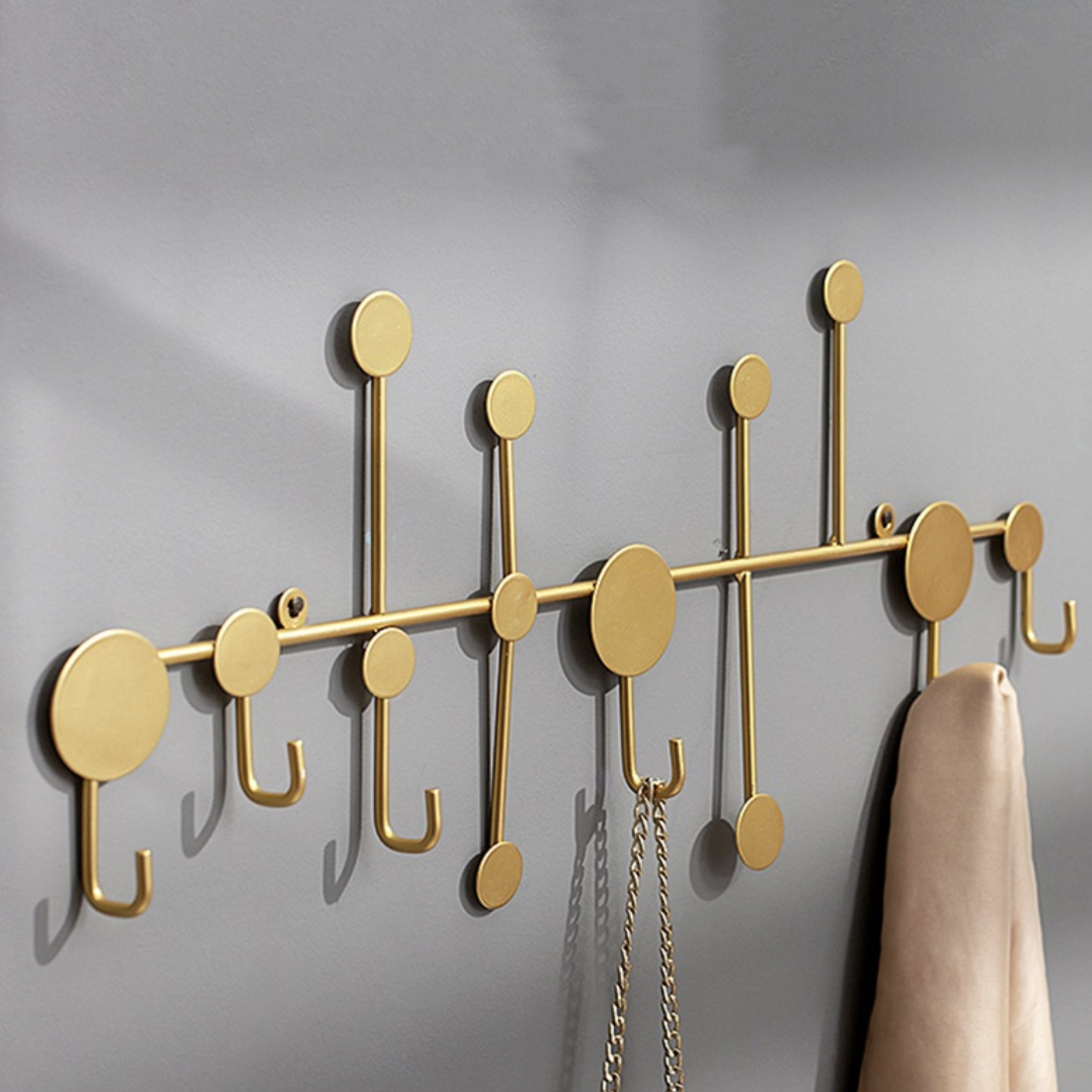 Coat Hanger Large Nestasia