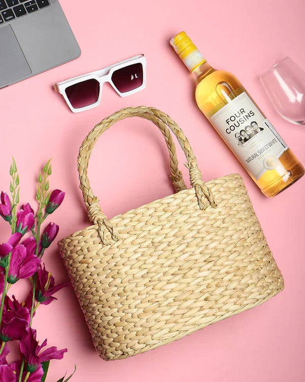 Natural Seagrass Fruit Storage Basket for Gifting, Kitchen, and Home Organization