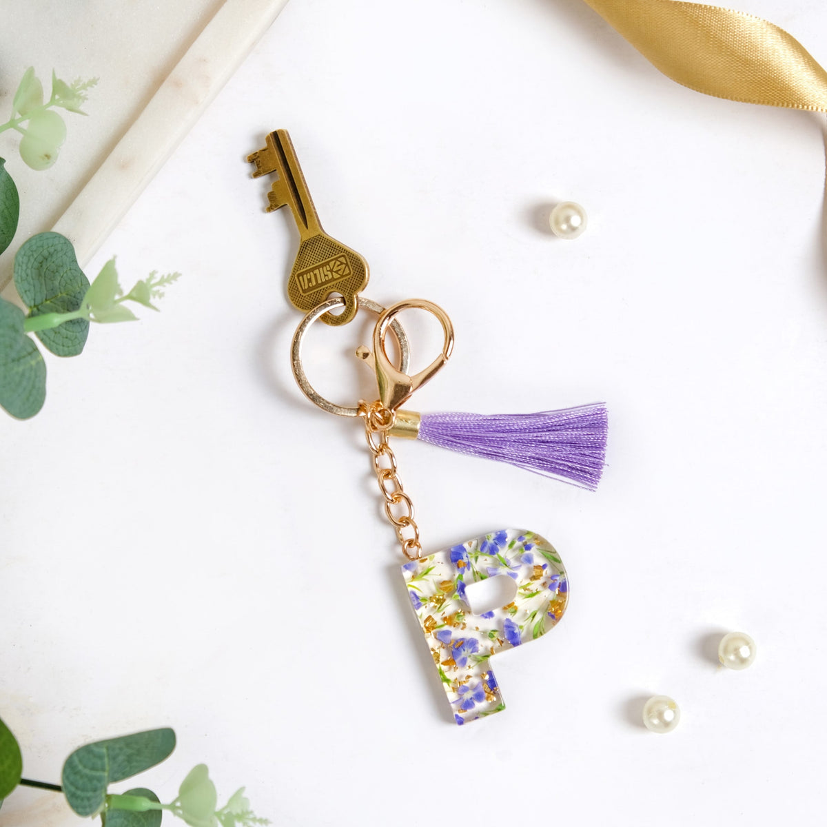 Petals And Glitter P Dual Hook Keychain Nestasia