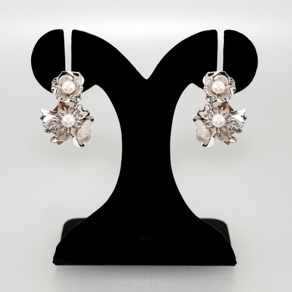 Pearl Blossom Earrings Silver Nestasia