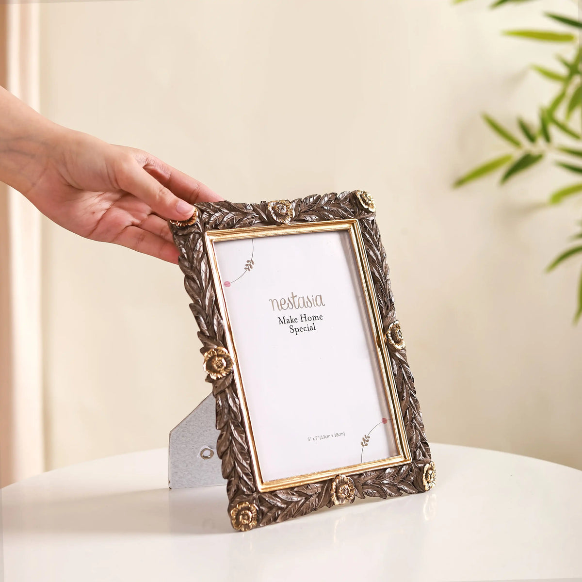 Victorian Photo Frame Large 8.5"x7" Nestasia