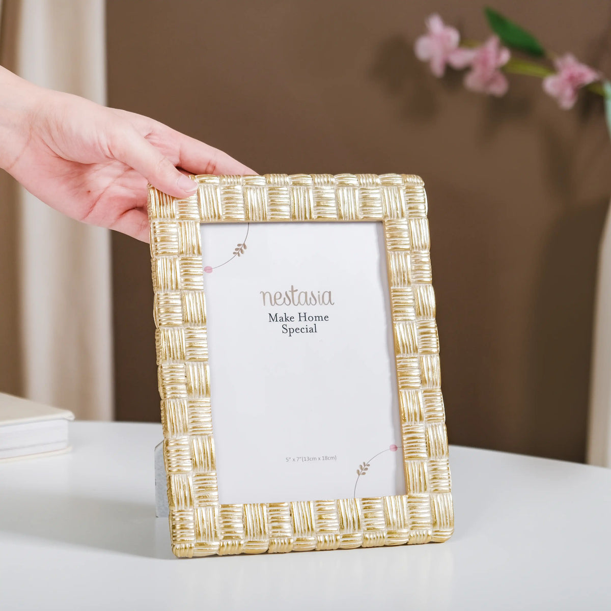 Textured Gold Photo Frame Large 9"x7" Nestasia