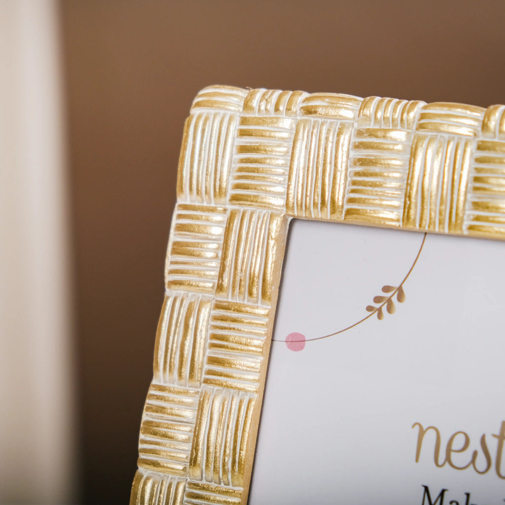 Textured Gold Photo Frame Large 9"x7" Nestasia
