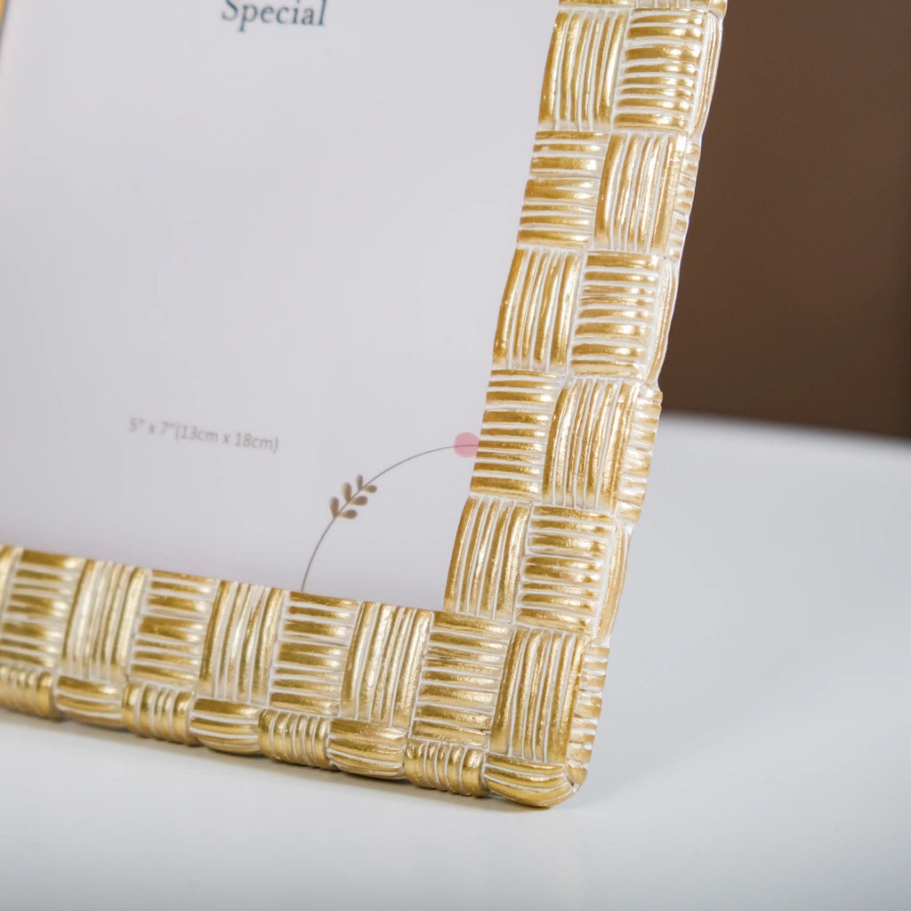 Textured Gold Photo Frame Large 9"x7" Nestasia
