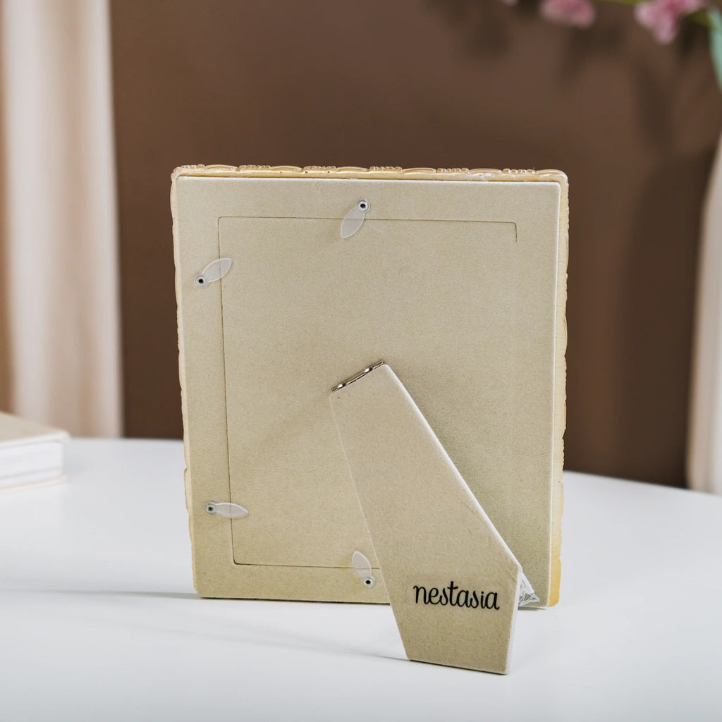 Textured Gold Photo Frame Large 9"x7" Nestasia