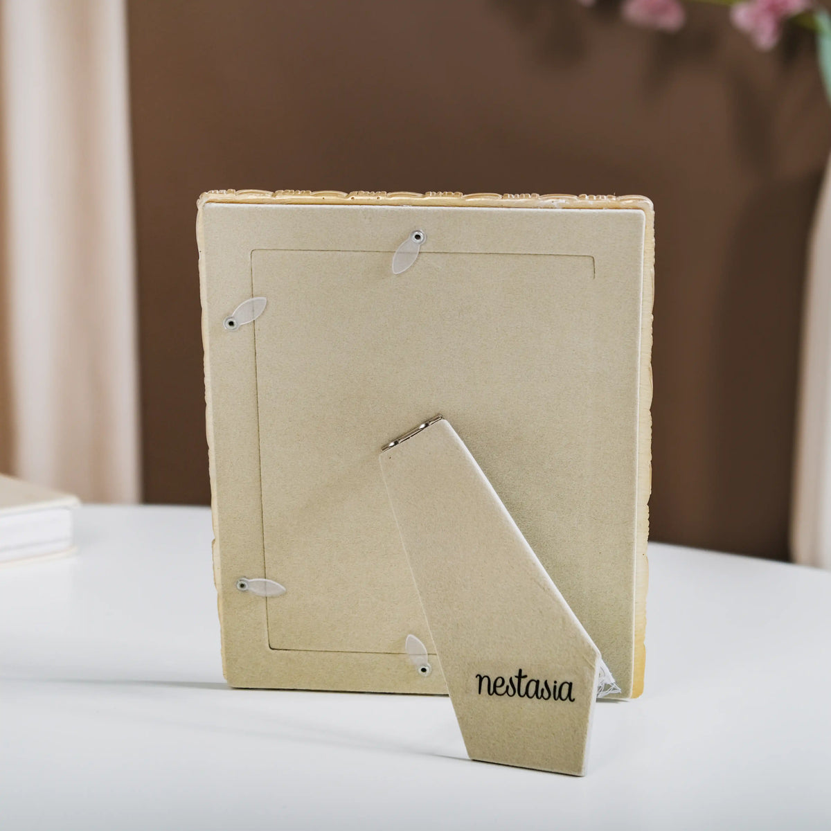 Textured Gold Photo Frame Large 9"x7" Nestasia