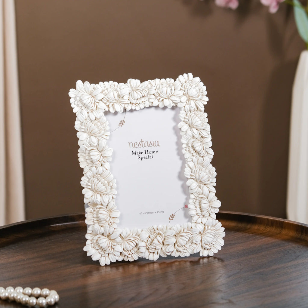 White Blooms Picture Frame Small 7.5"x7" Nestasia