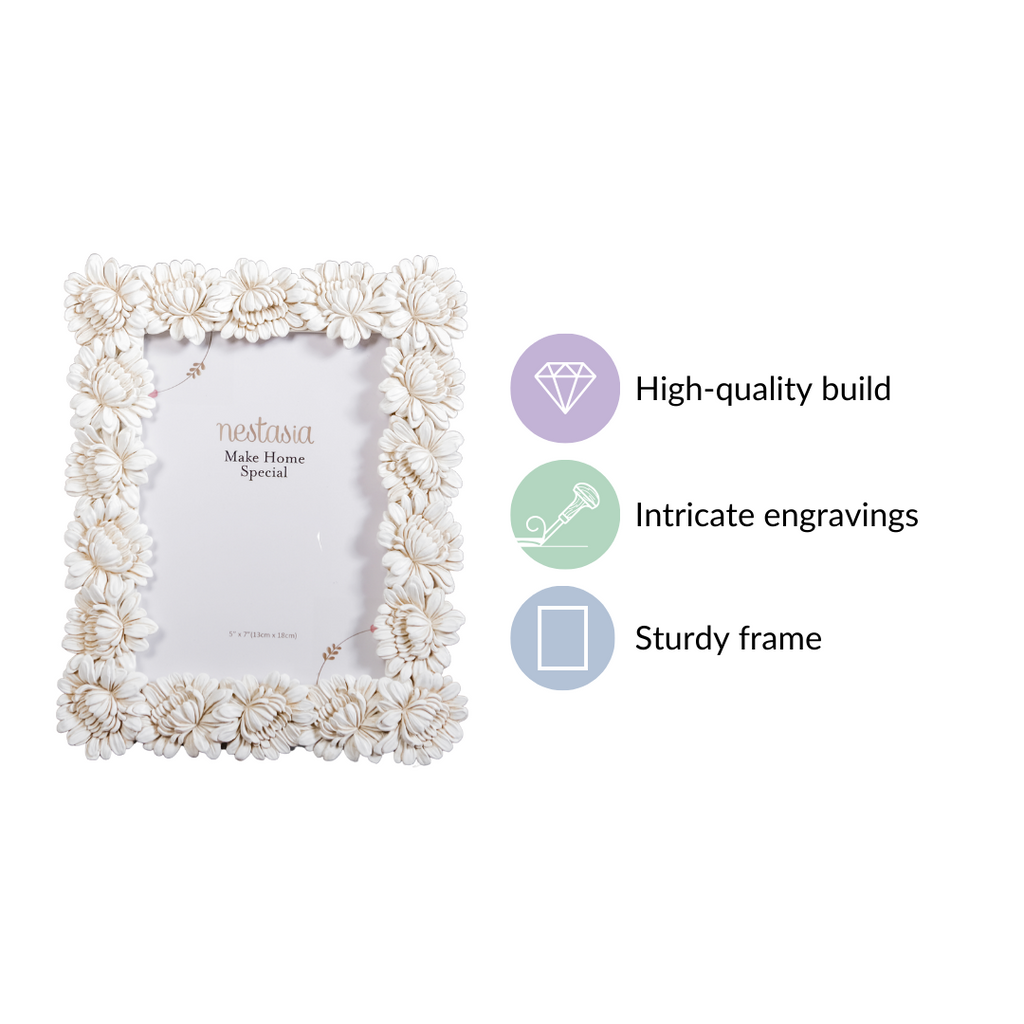 Blooms Picture Frame Large White 9.5"x7.5" Nestasia