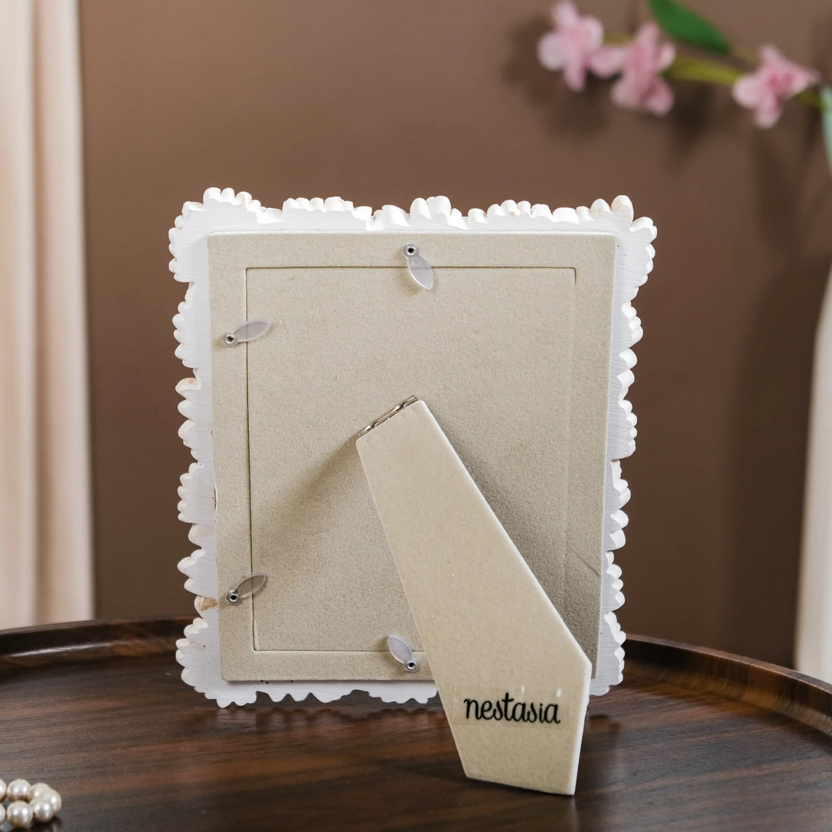 Blooms Picture Frame Large White 9.5"x7.5" Nestasia