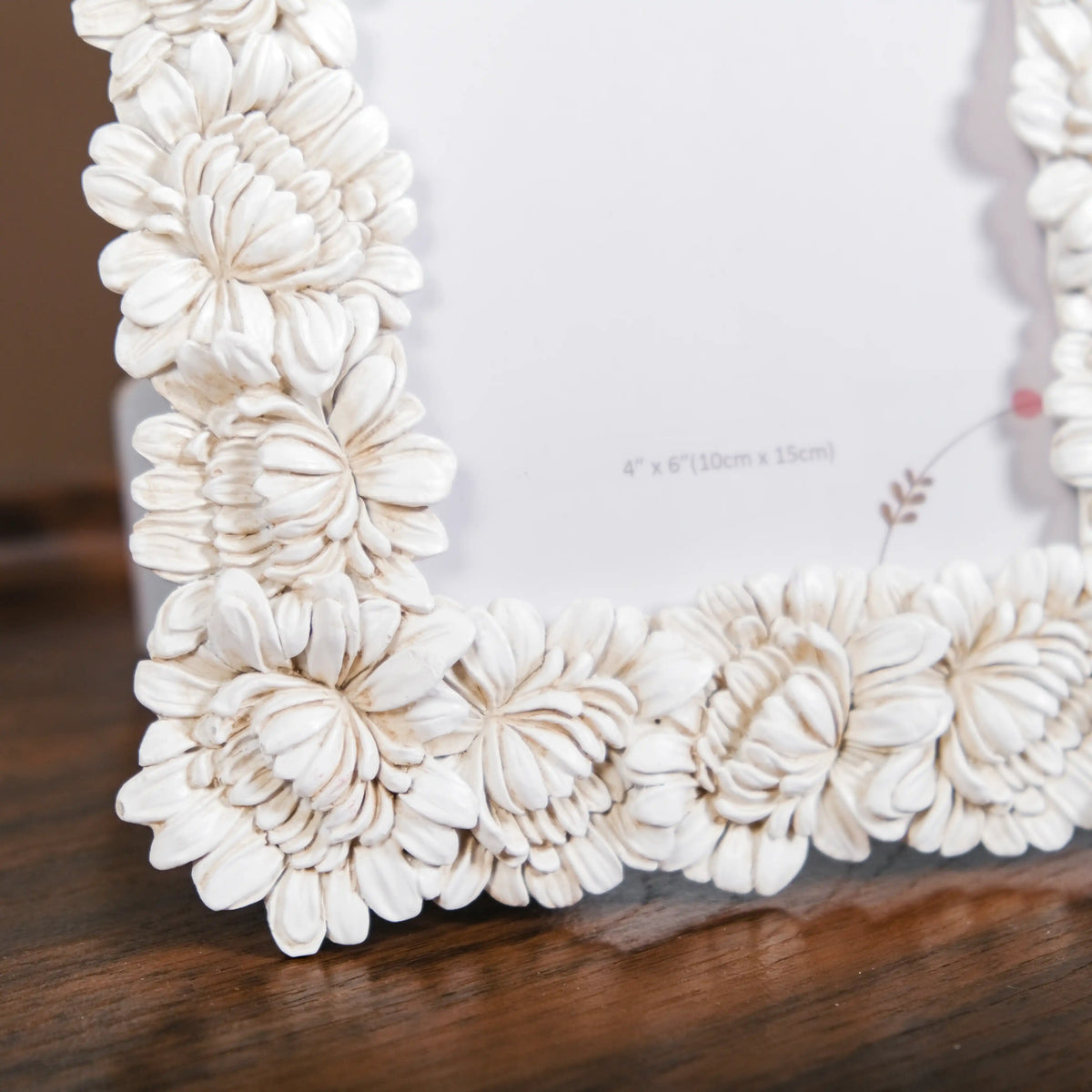 White Blooms Picture Frame Small 7.5"x7" Nestasia