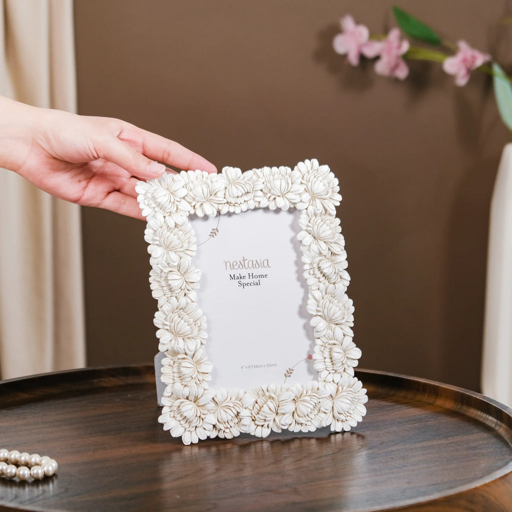 White Blooms Picture Frame Small 7.5"x7" Nestasia