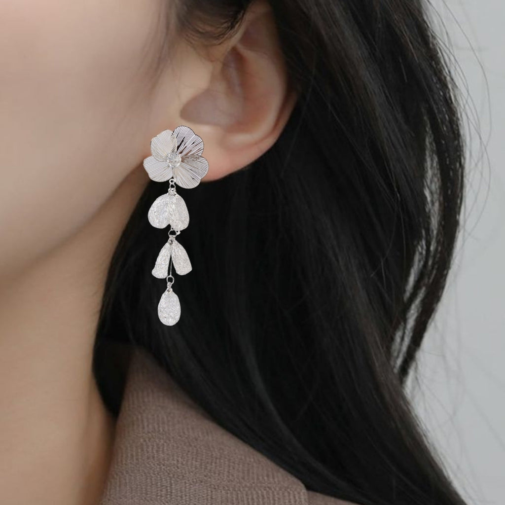 Poppy Blossom Sparkling Silver Danglers Nestasia