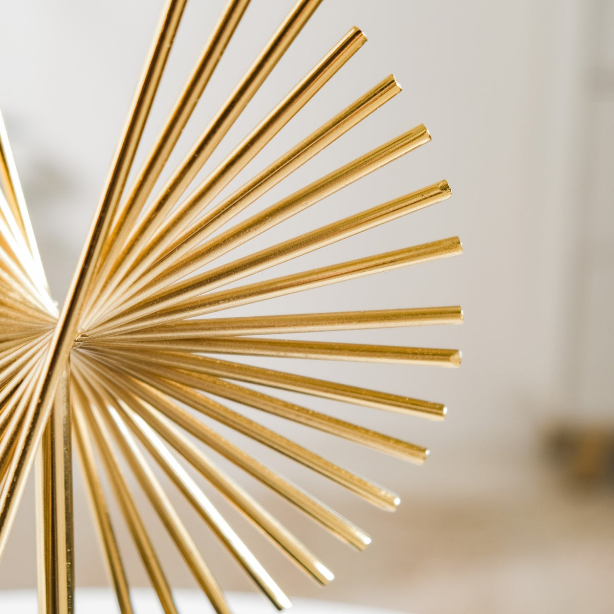 Radiance Decor Showpiece Gold Small Nestasia
