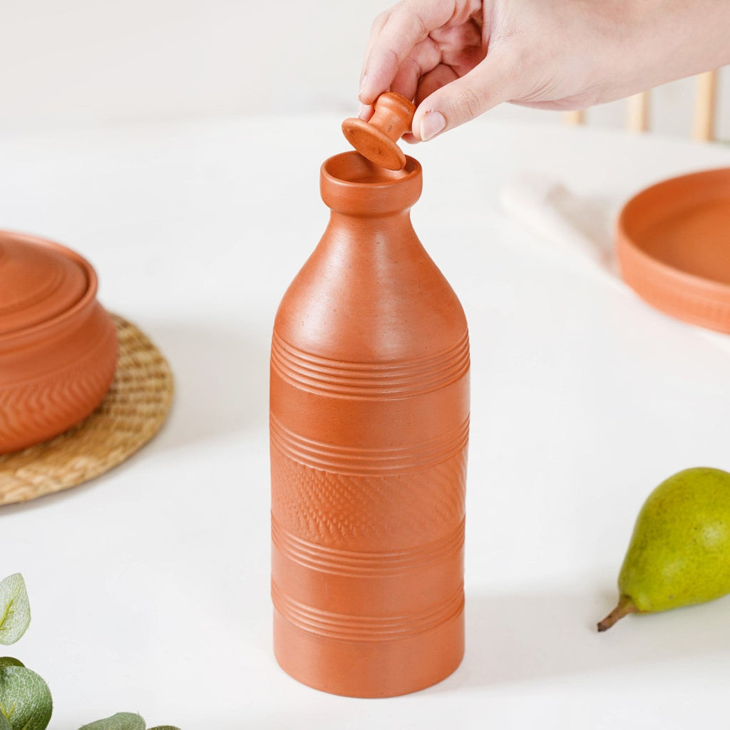 Earthen Clay Water Bottle 850ml Nestasia