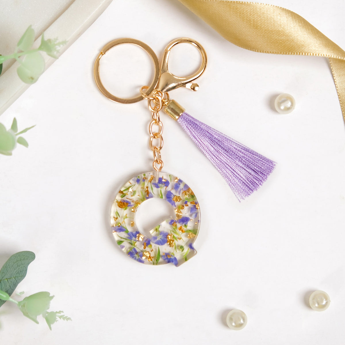 Blossom And Bloom Letter Q Cute Keychain Nestasia
