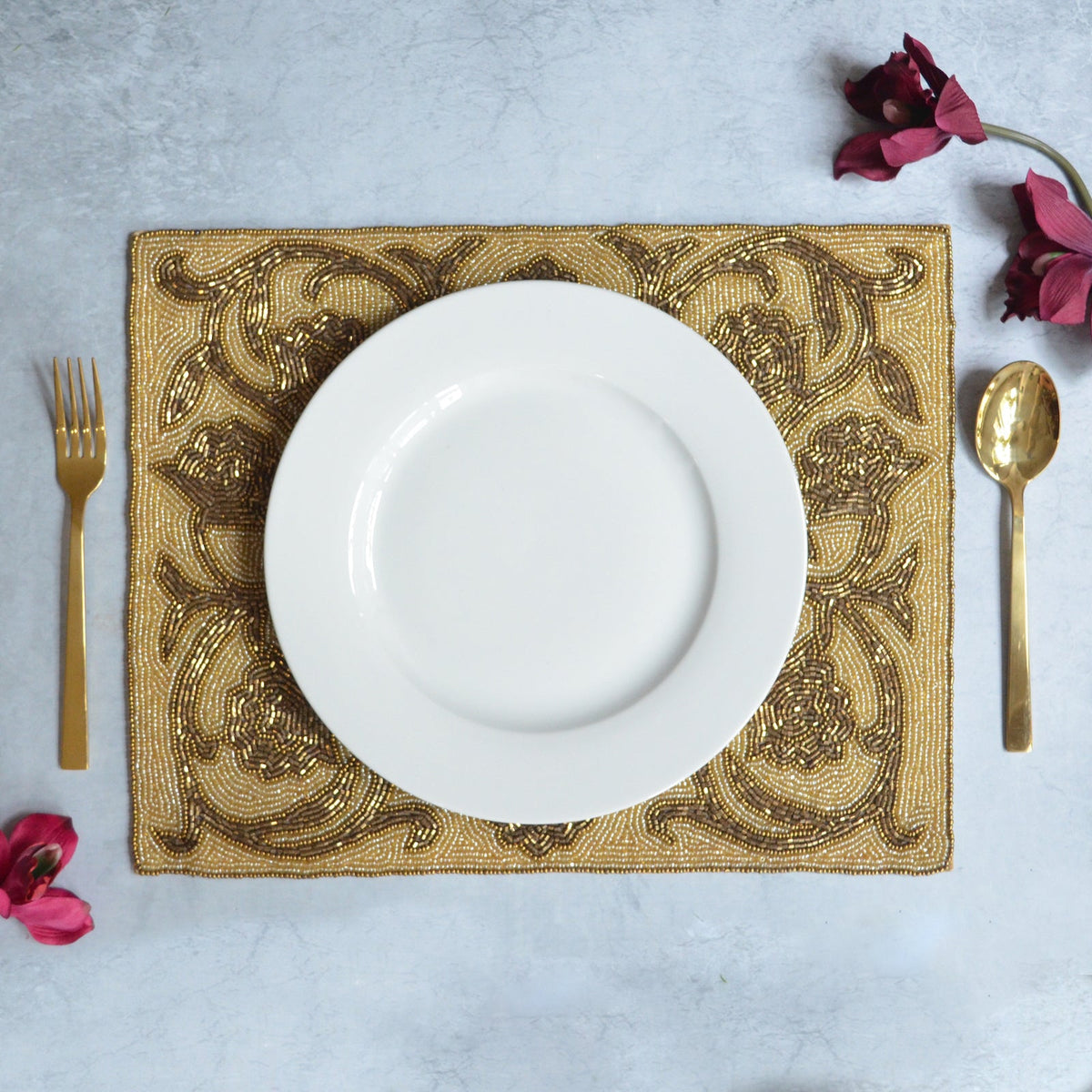 Beads Gold Rectangle Table Mat Nestasia