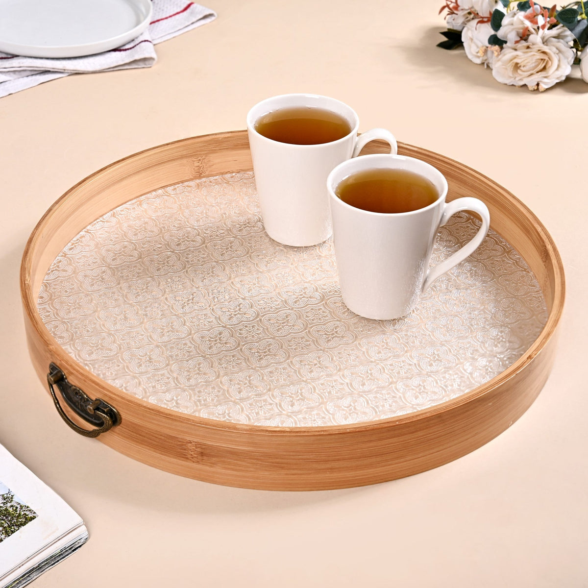 Round Tray With Embossed Acrylic Base And Bamboo Rim Nestasia