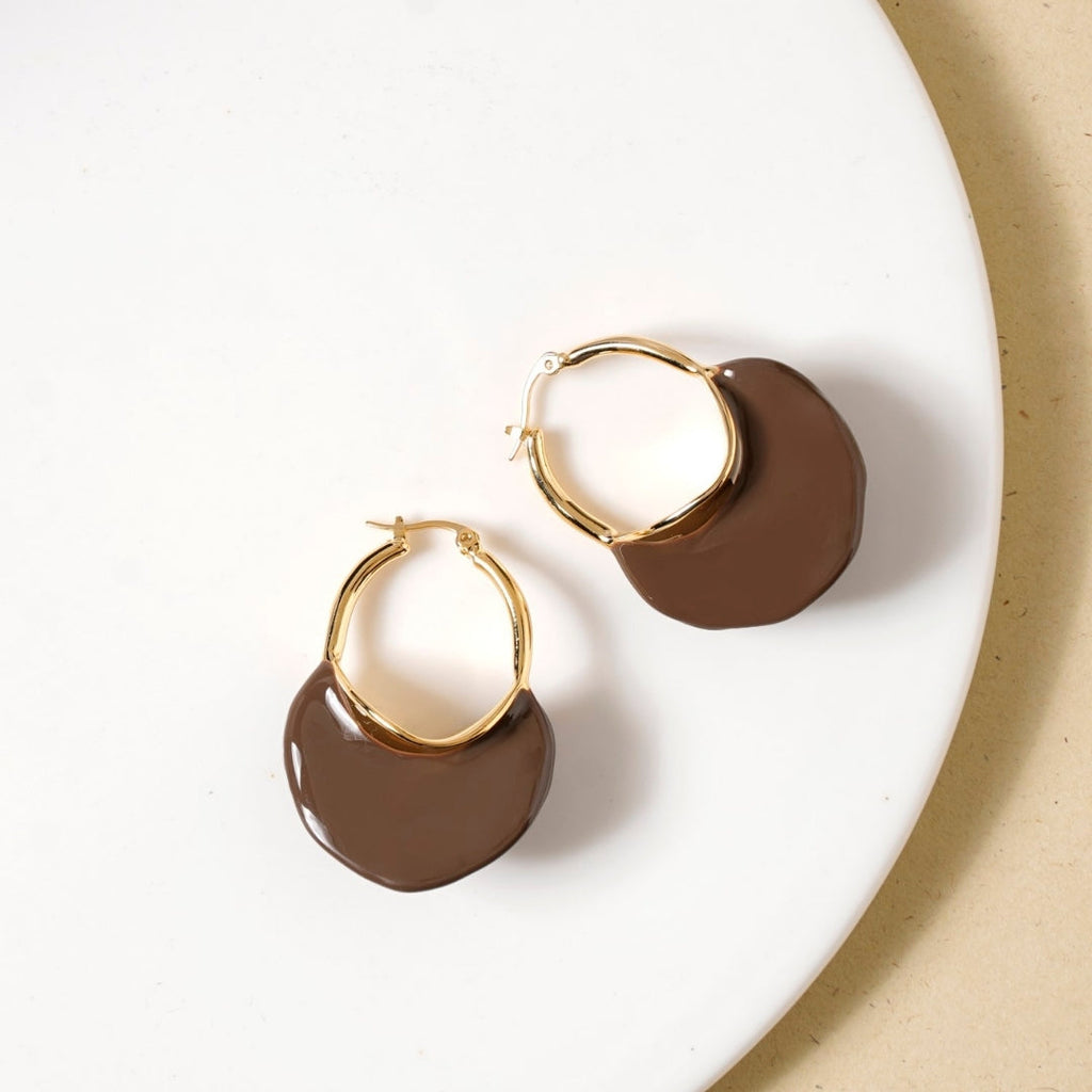 Sculpted Arc Hoop Earrings Brown Nestasia