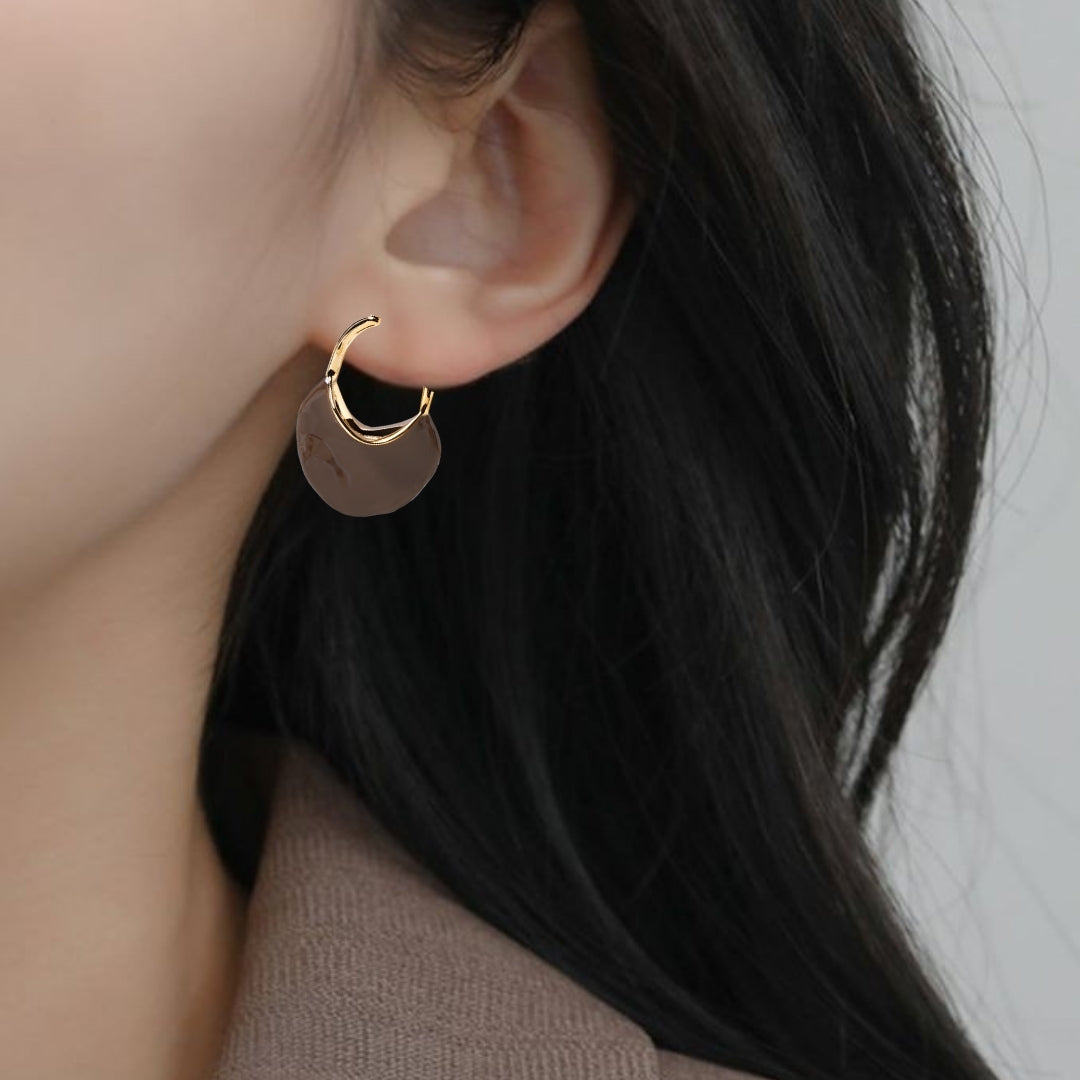 Sculpted Arc Hoop Earrings Brown Nestasia