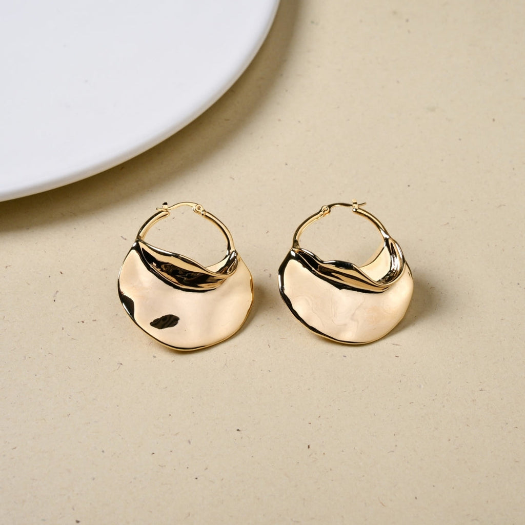 Sculpted Arc Hoop Earrings Gold Nestasia