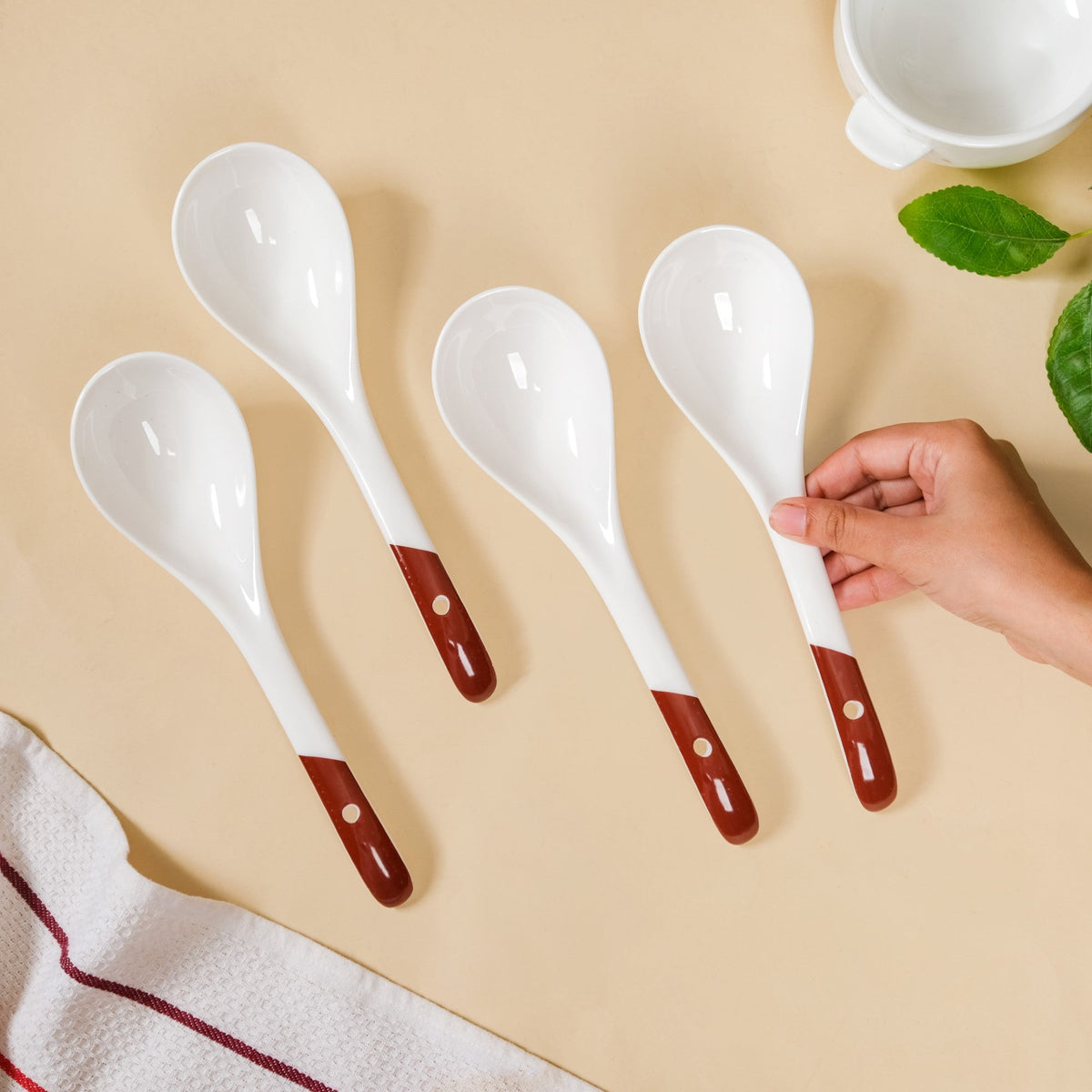 Set Of 4 Ceramic Serving Spoons White And Brown Nestasia