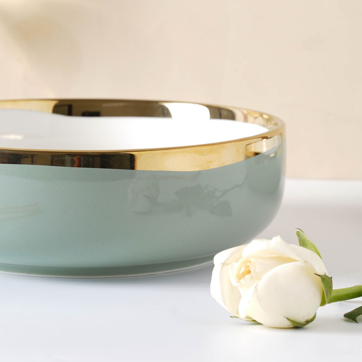 VERA Green Serving Bowl Nestasia