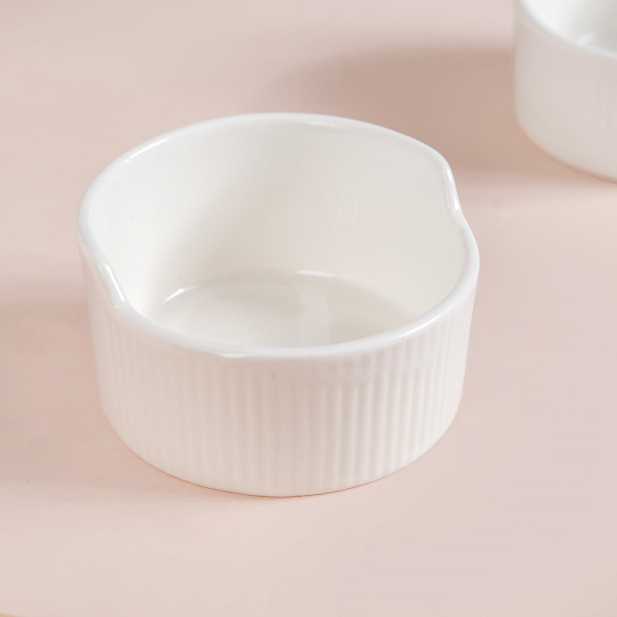 Set Of 3 Ceramic Bowls And Oval Plate With Tray Nestasia