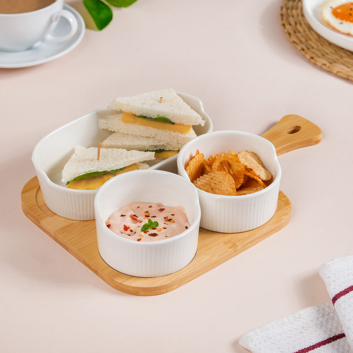 Set Of 3 Ceramic Bowls And Oval Plate With Tray Nestasia