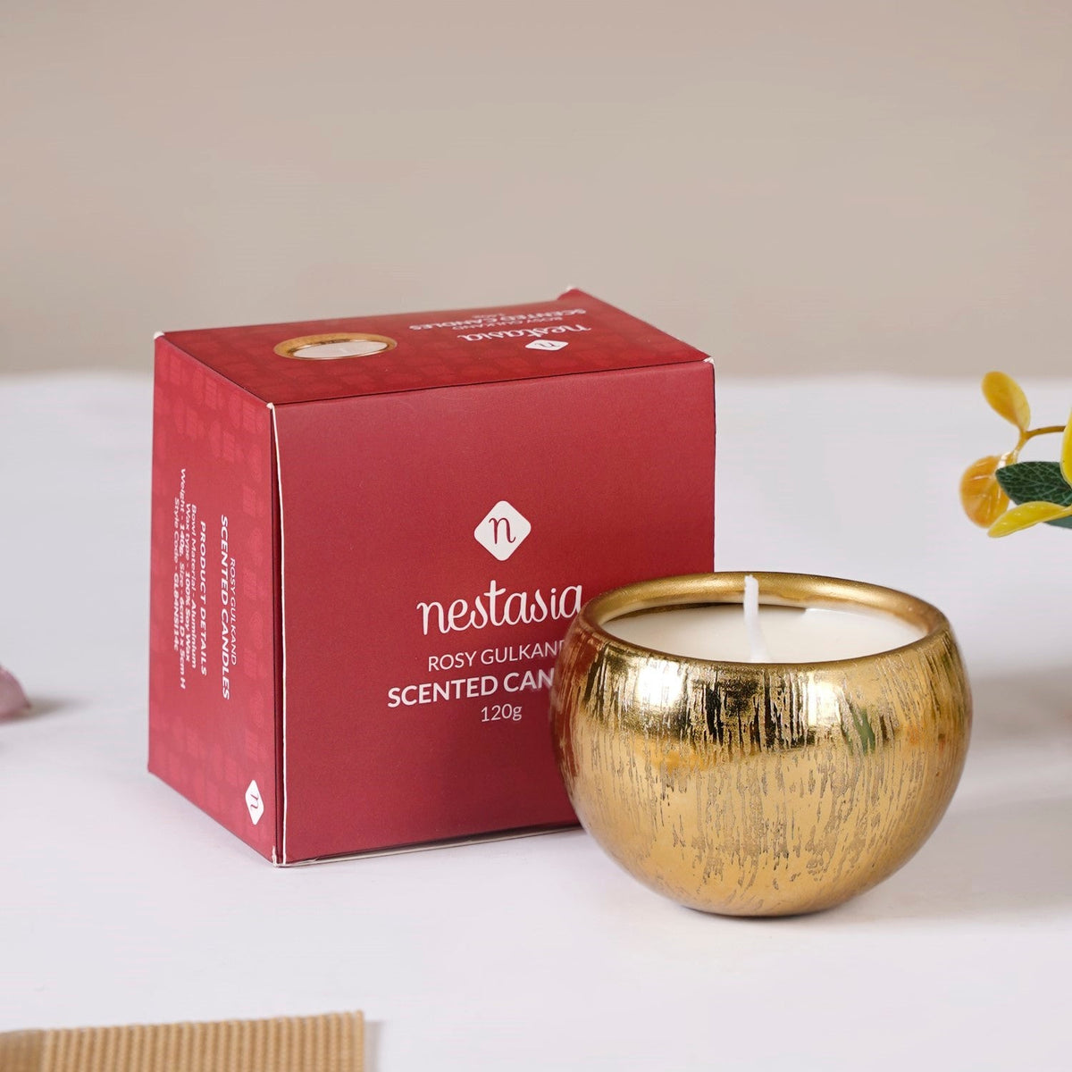 Set Of 4 Festive Delights Gold Scented Candles Nestasia