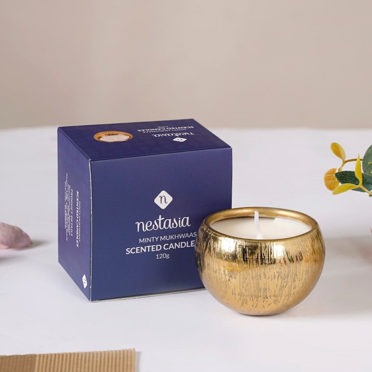 Set Of 4 Festive Delights Gold Scented Candles Nestasia