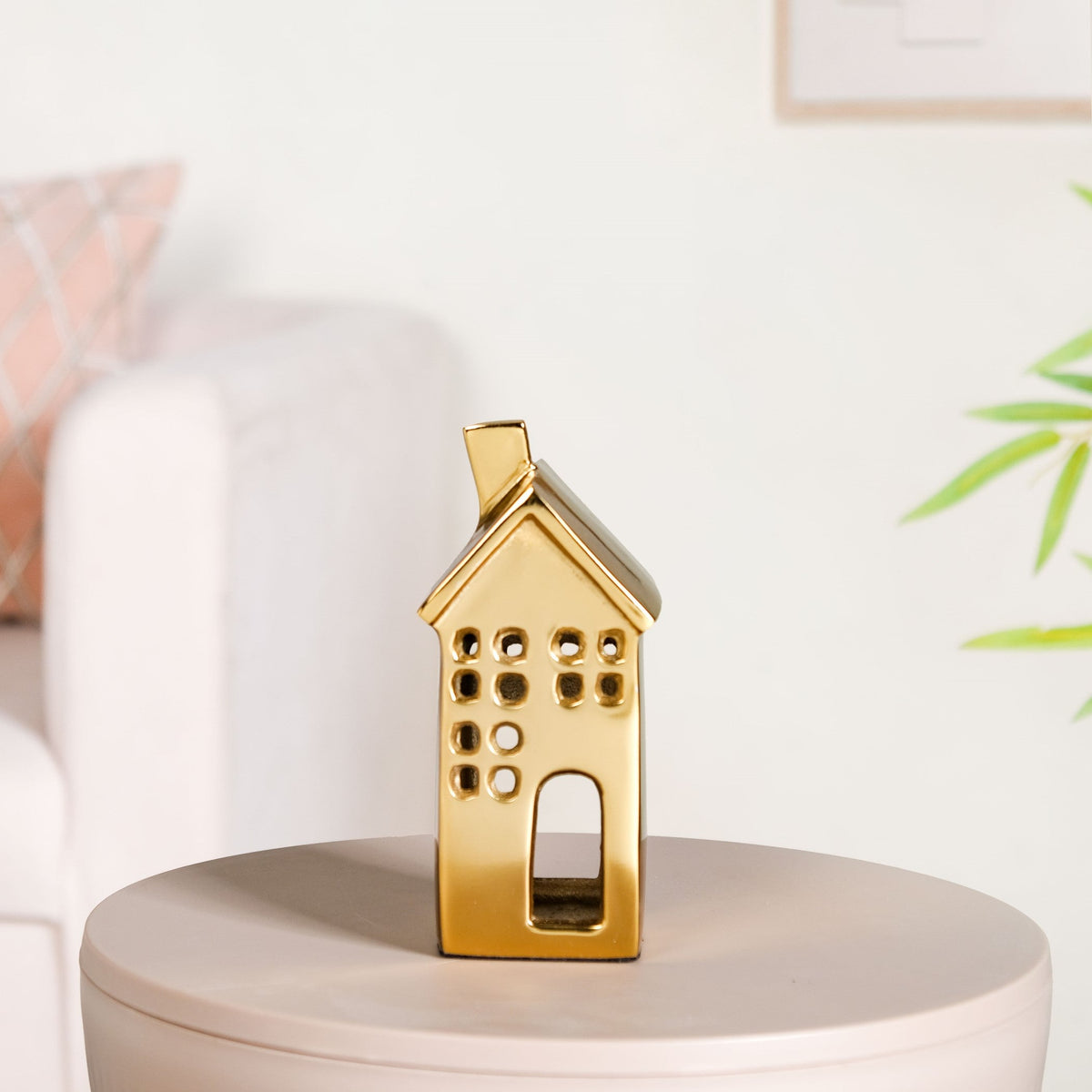 Shimmer Haus Gold Candle Holder Nestasia